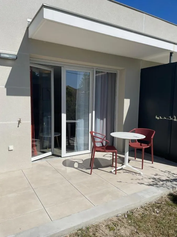 Domitys Les Tourmalines Aparthotel Carpentras 0*,